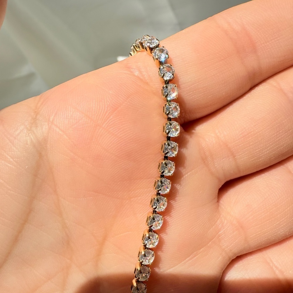 Wholesale ZIRCON Gold Tennis Bracelet - Picture 10 of 14
